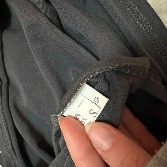 Amazon tiger face graphic tee short sleeve crewneck size small women’s - Picture 4 of 14